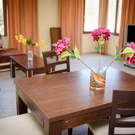 Sea View Iglika Hotel apartamentowy 2*