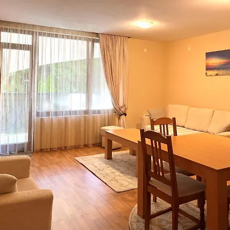 Sea View Iglika Apartahotel 2*