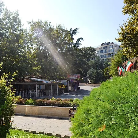 Апартхотел Sea View Iglika Златни пясъци